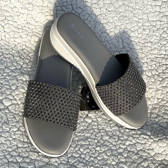 Aila Shoes - Aila Sz 7.5 Sparkly Rhinestone Slip On Gray Cushioned Sandals